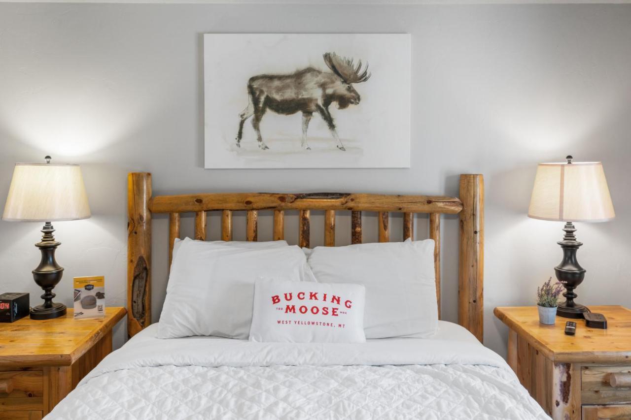 The Bucking Moose Hotel West Yellowstone Exterior foto