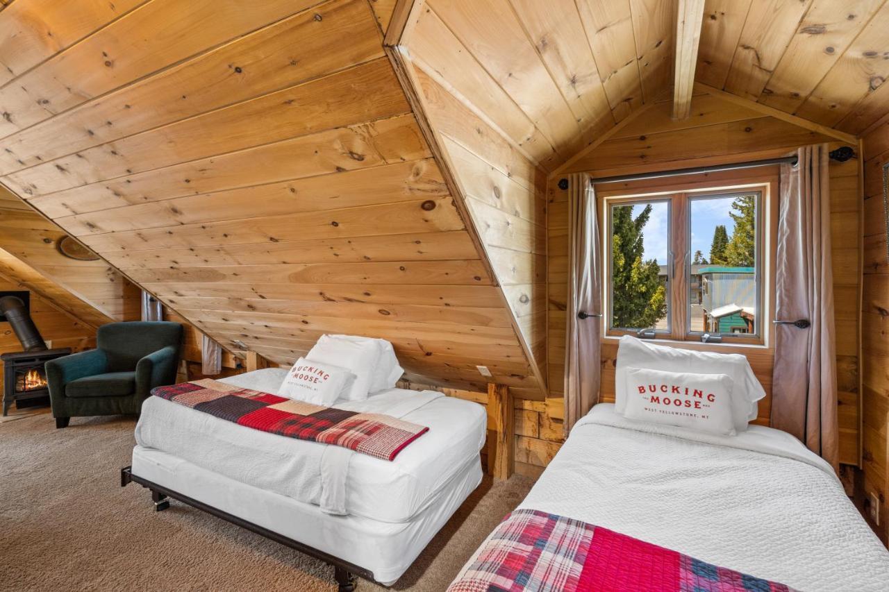 The Bucking Moose Hotel West Yellowstone Exterior foto